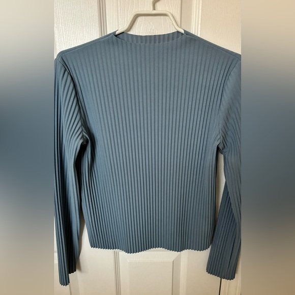 Aritzia Babaton Advocate Blouse Slab Blue S *NWOT* - Picture 6 of 8